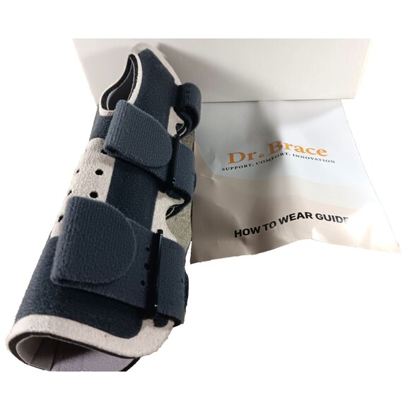 Dr. Brace Adjustable Wrist Brace For Carpal - Picture 2 of 3
